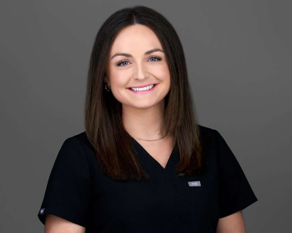 headshot of sydney brewer pa-c